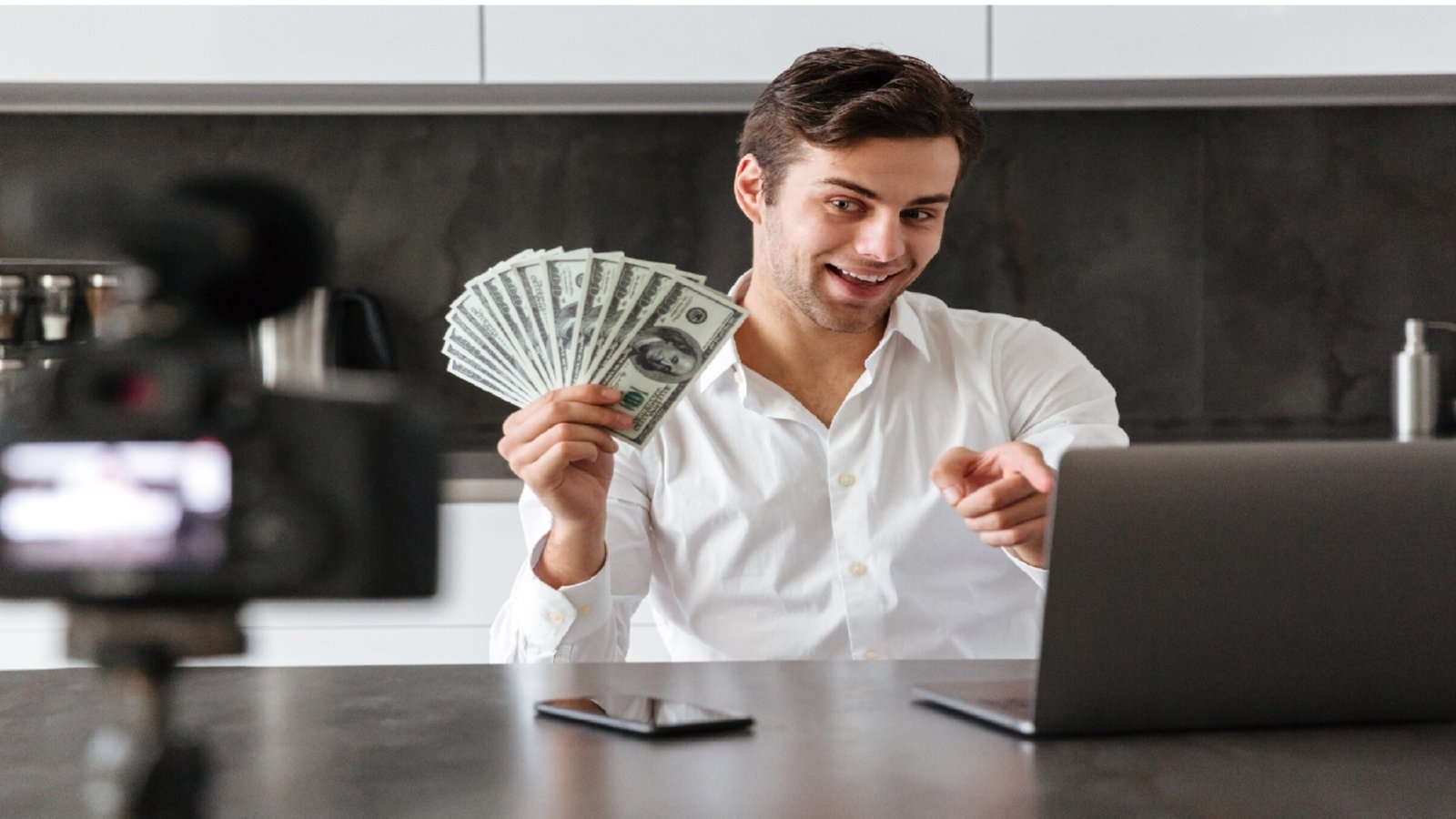 How-to-Make-Money-Online-for-Beginners